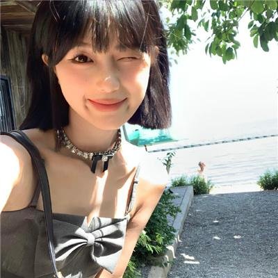 霓虹肉身